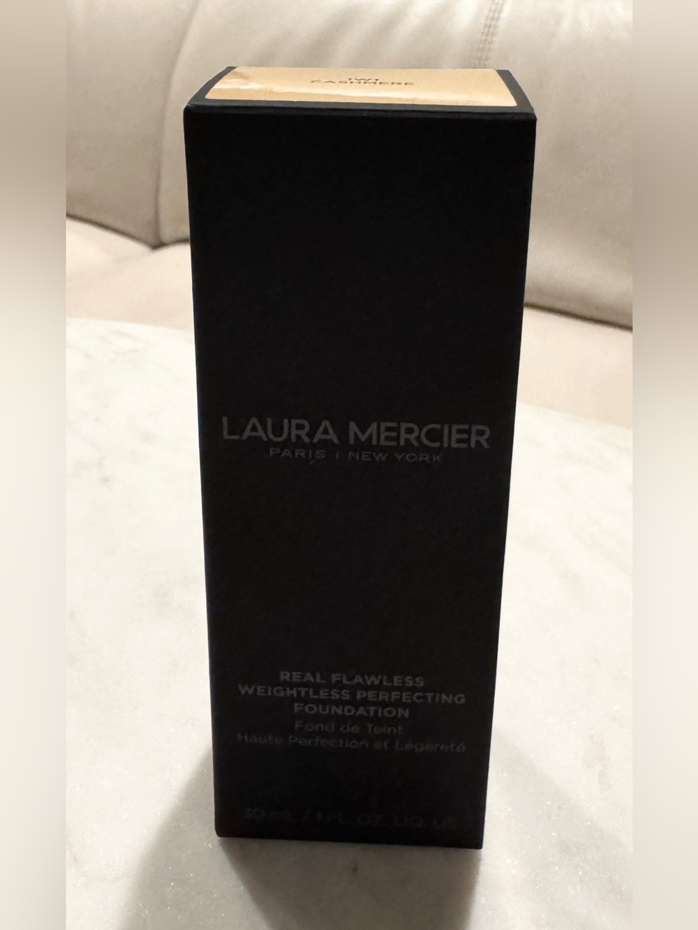 laura mercier Cashmere Foundation Shade 1W1
